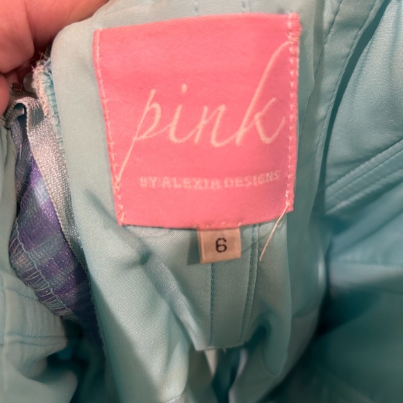 Size 6 pink by Alexia designs prom dress - Picture 3 of 4